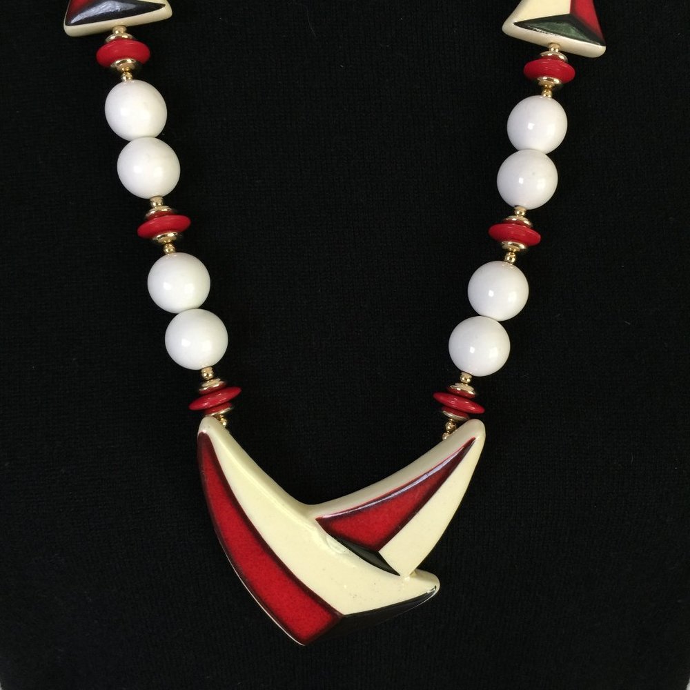 Vintage Art Deco Chunky Bead Necklace And Earrings - Picture 6 of 16
